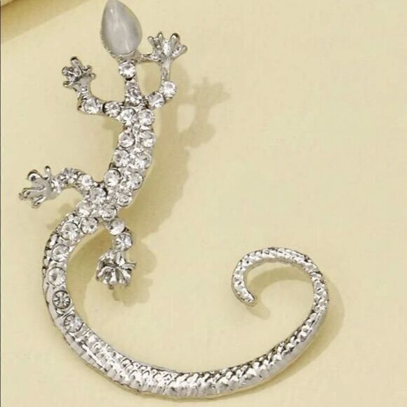 1 Piece Rhinestone Ear Decoration - Picture 2 of 3